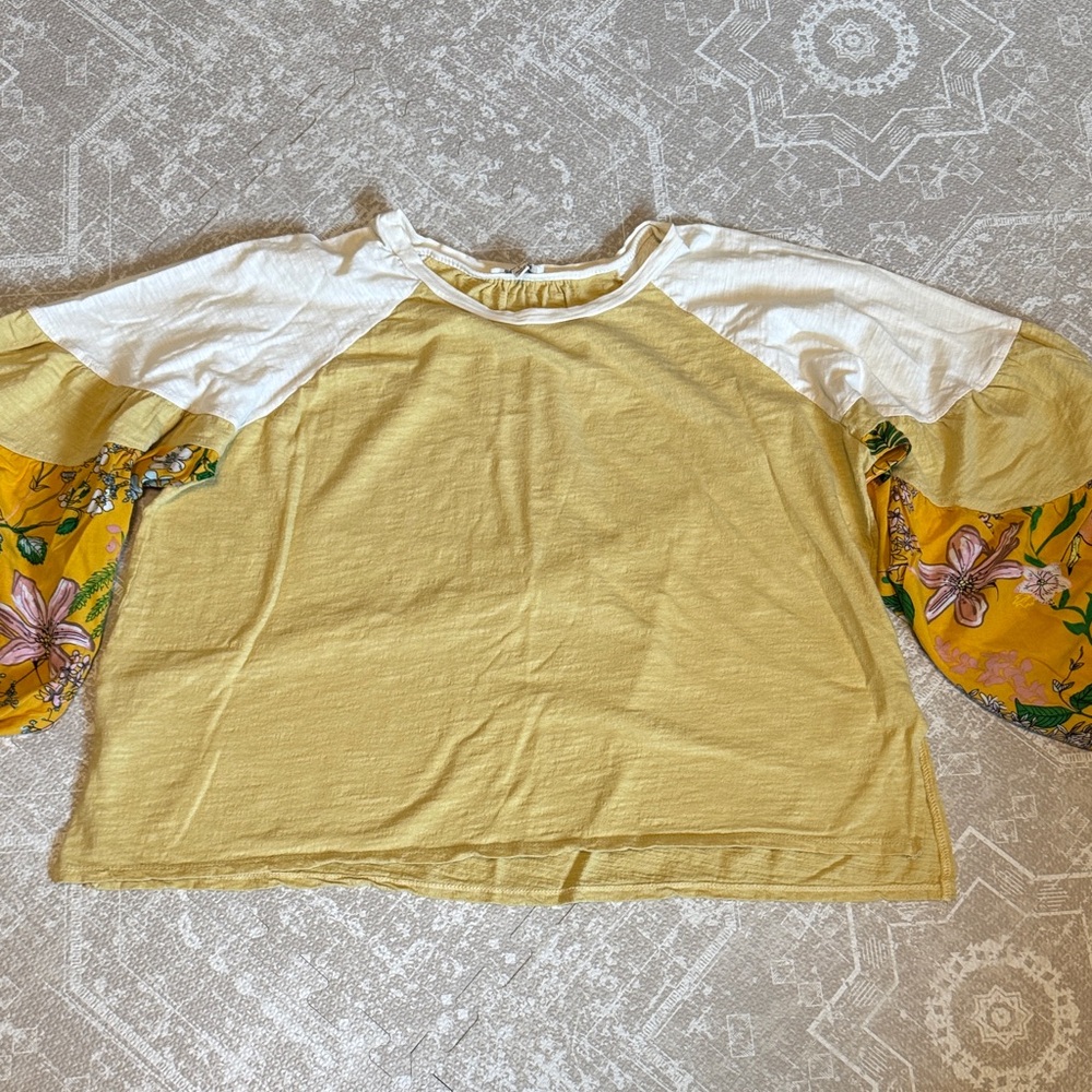 Umgee Yellow & White Puff-Sleeve Floral Mix Top - Picture 5 of 13